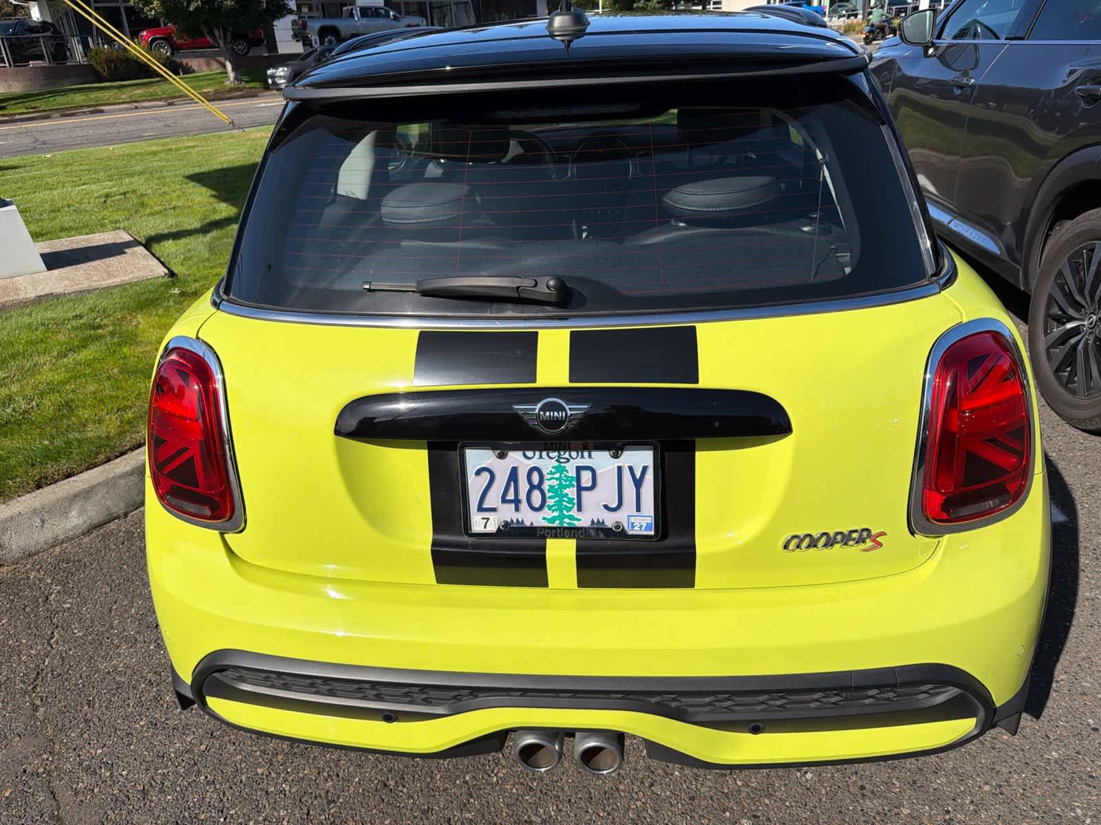 Used 2024 MINI Cooper S FWD image 12