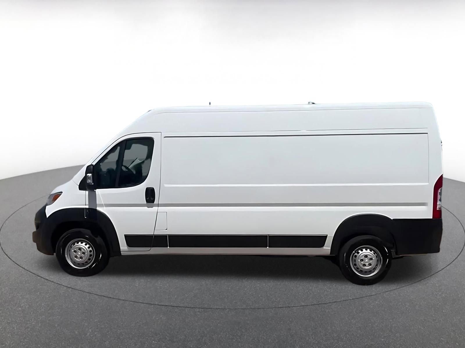 Used 2026 RAM ProMaster 2500 w/ Convenience Group FWD image 9