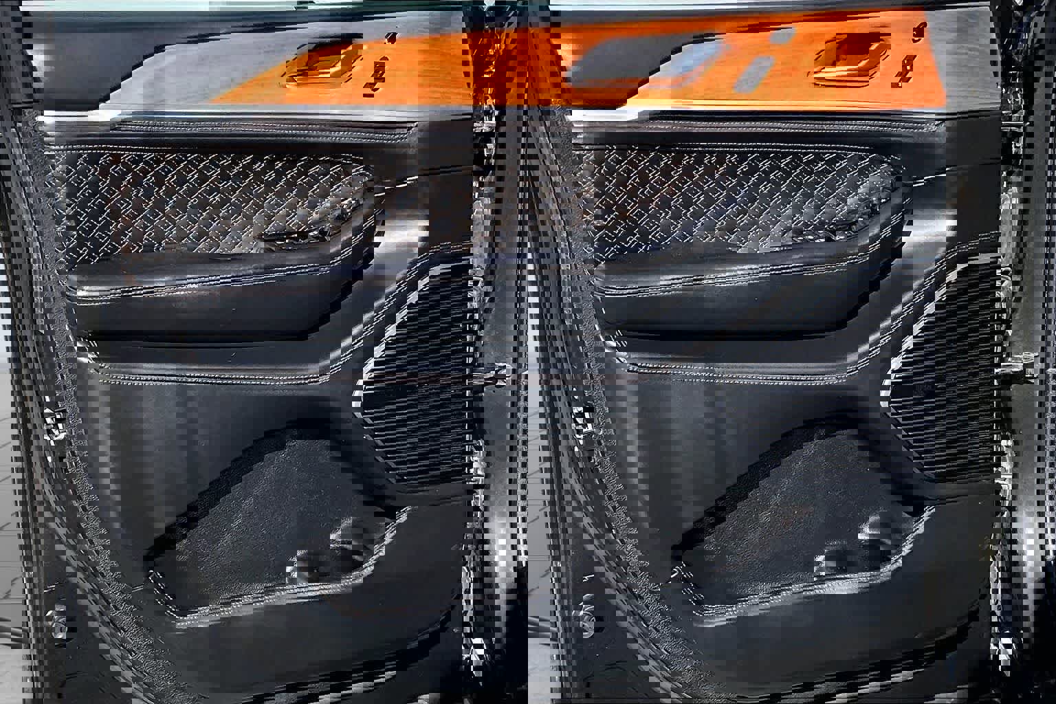 Used 2023 Jeep Grand Cherokee L Summit image 28