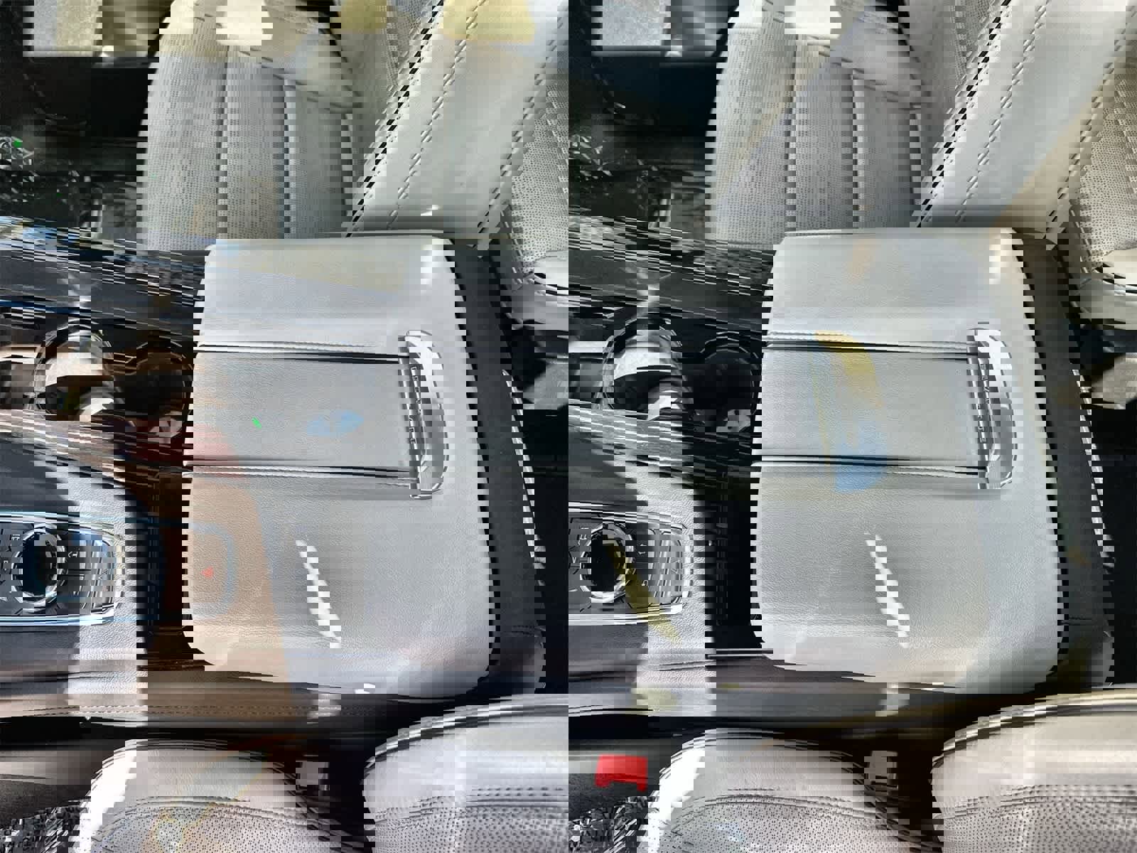 Used 2021 Cadillac Escalade ESV Sport w/ Driver Assist Tech Package image 15