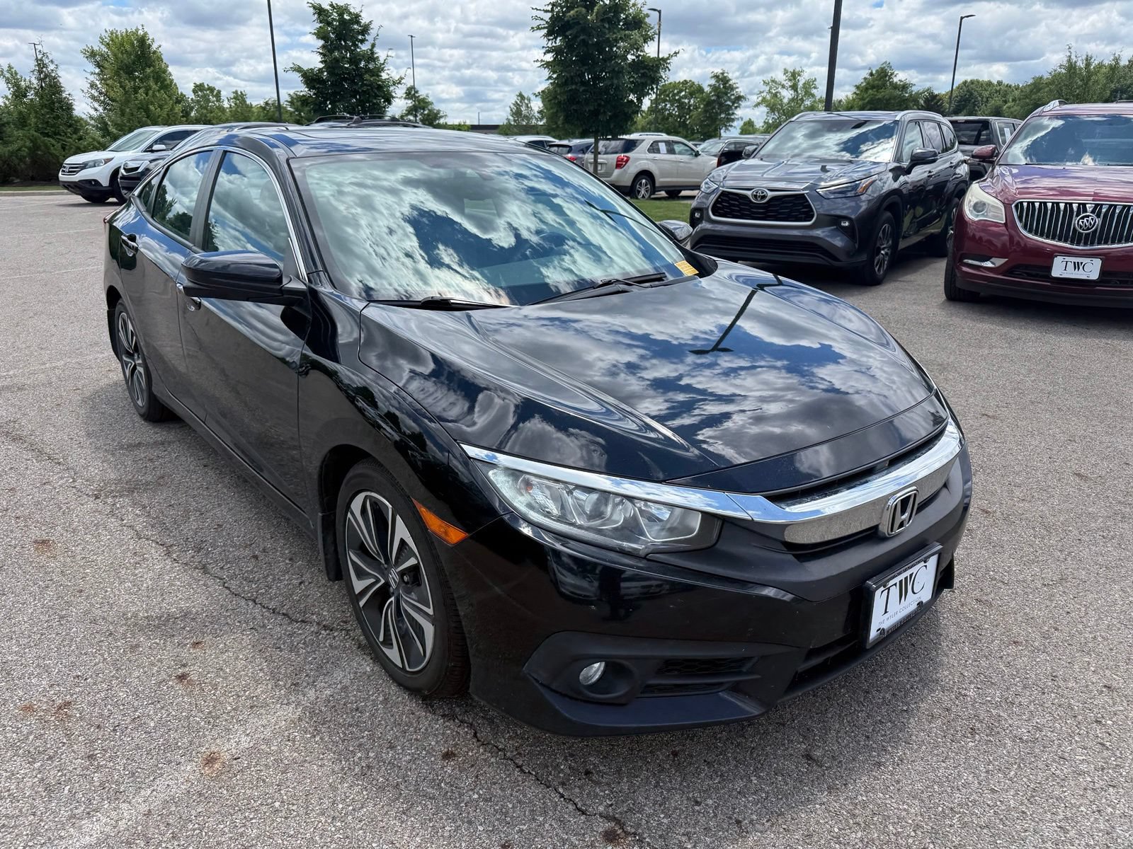 Used 2016 Honda Civic EX-L image 3