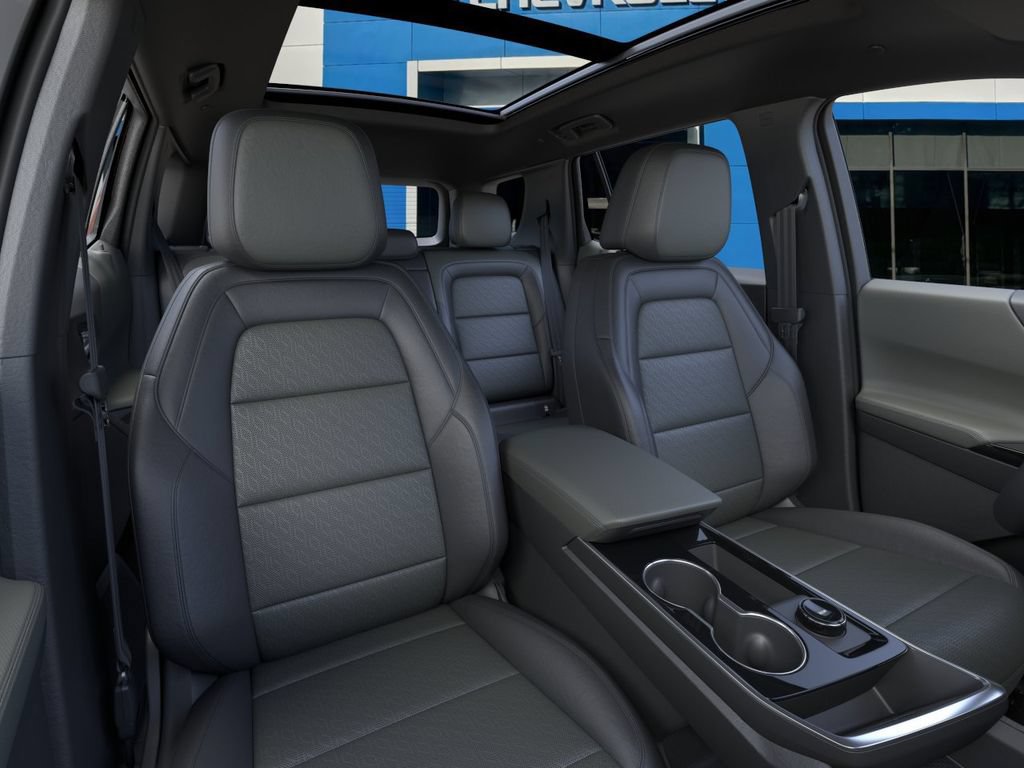 New 2027 Chevrolet Equinox LT w/ Convenience Package II FWD image 17