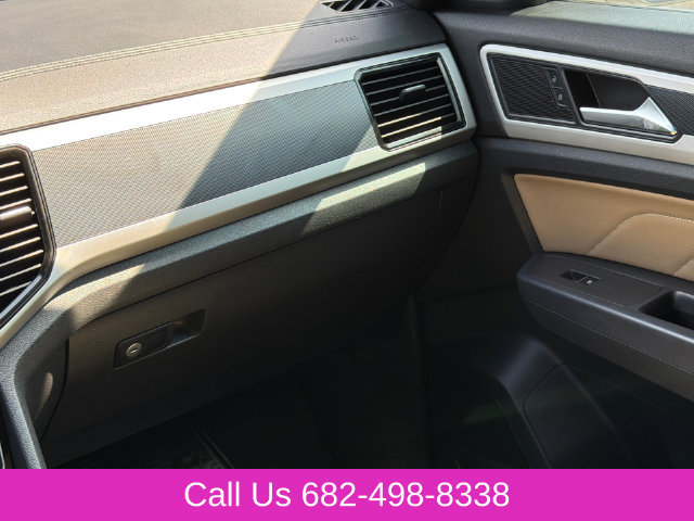 Used 2023 Volkswagen Atlas Cross Sport SEL AWD/4WD image 16