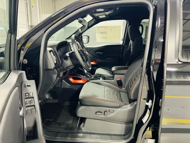 New 2025 Nissan Frontier PRO-4X w/ Interior Protection Package image 19