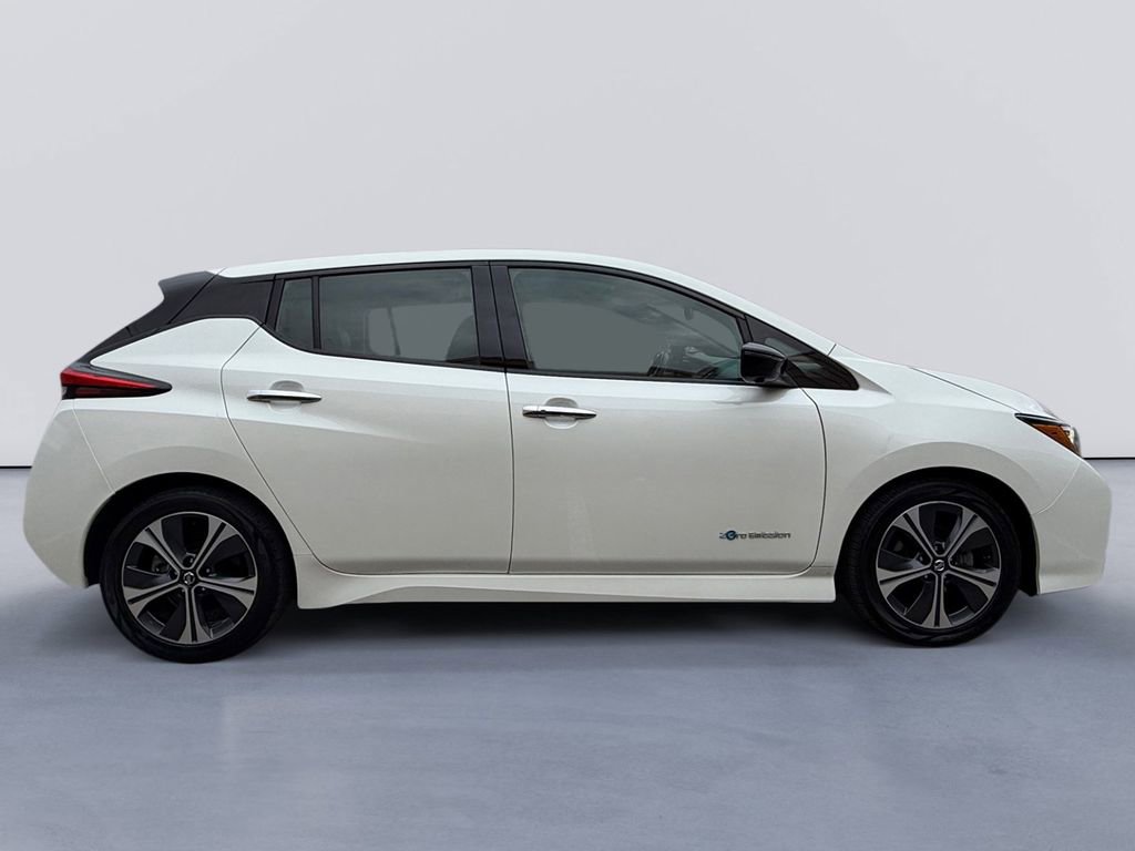 Used 2018 Nissan Leaf SL w/ SL Technology Package image 2