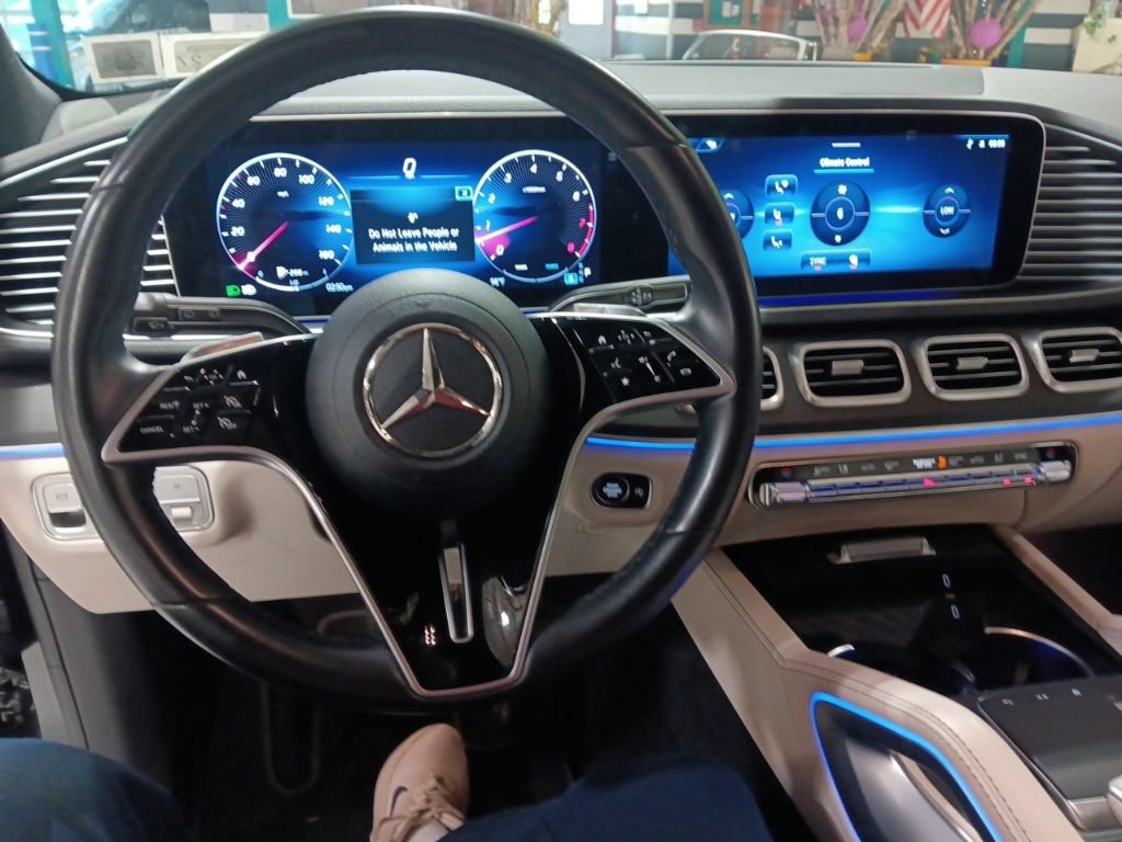 Certified 2024 Mercedes-Benz GLE 350 4MATIC image 4