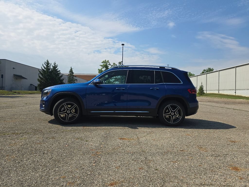 New 2026 Mercedes-Benz GLB 250 4MATIC image 13