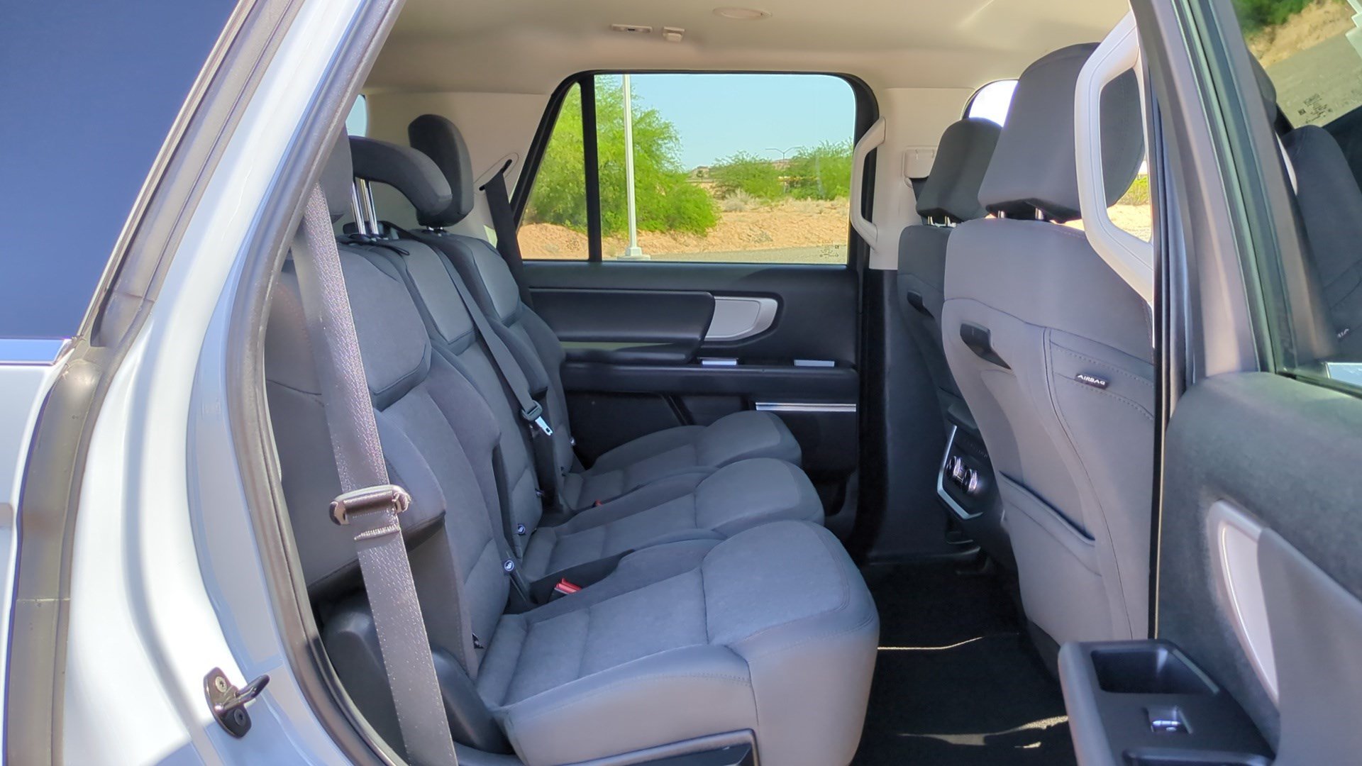 Used 2025 Ford Expedition Active AWD/4WD image 31