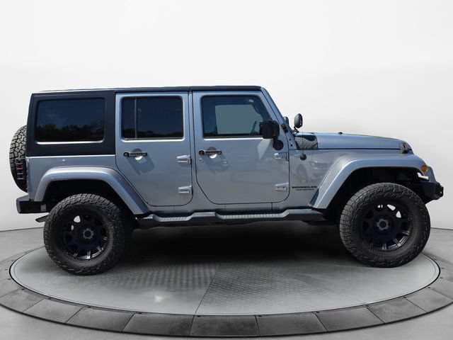 Used 2015 Jeep Wrangler Unlimited Sahara w/ Dual Top Group AWD/4WD image 6
