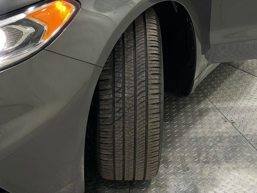 Used 2017 Ford Fusion Sport w/ Equipment Group 401A image 33