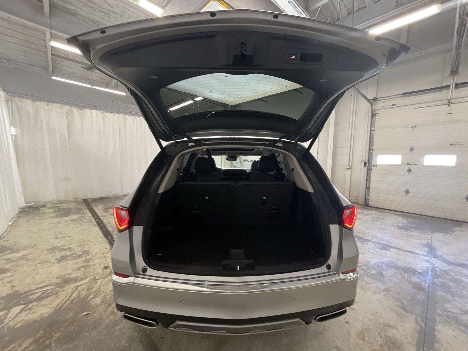 Certified 2026 Acura MDX w/ Technology Package AWD/4WD image 25