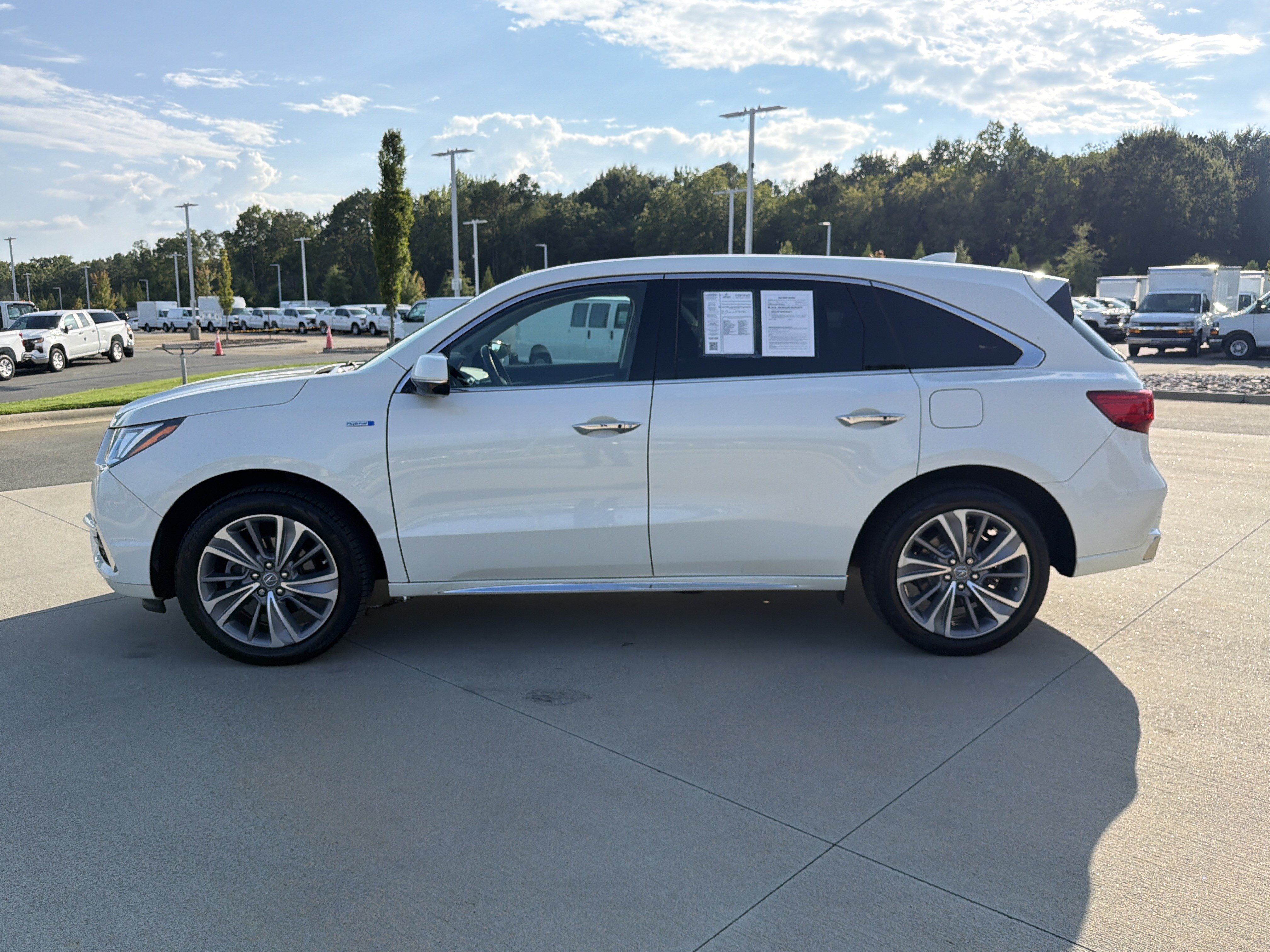 Used 2017 Acura MDX w/ Technology Package AWD/4WD image 27