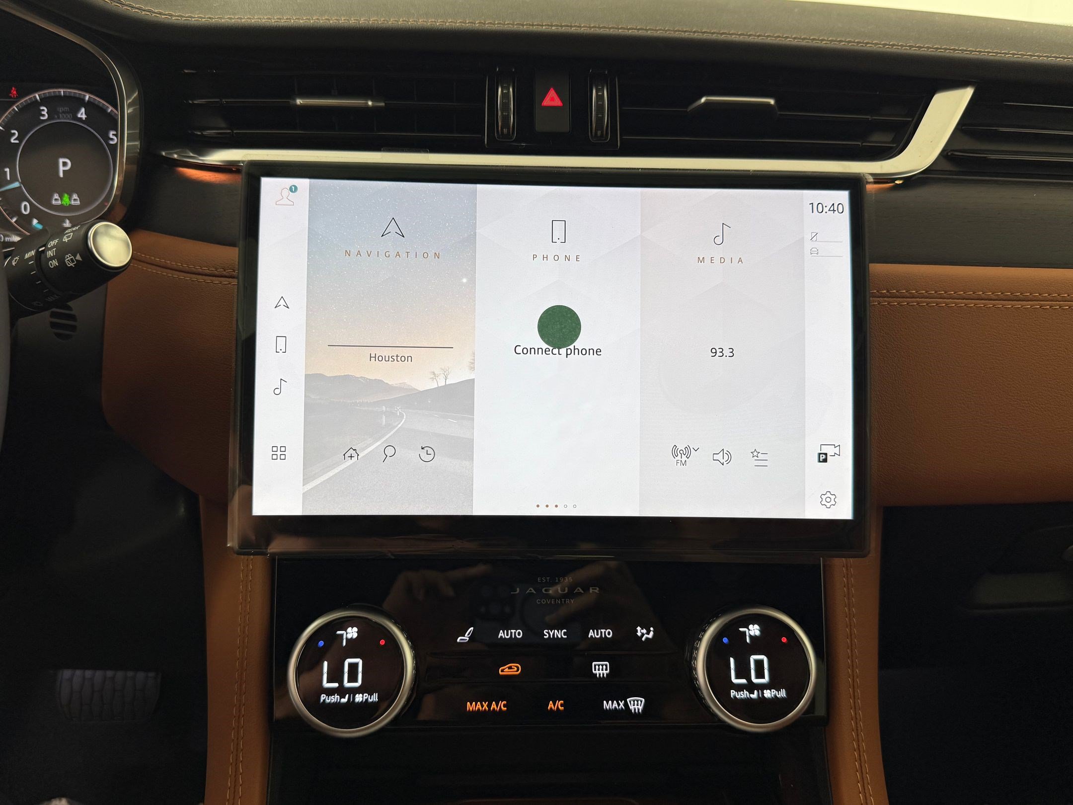 New 2026 Jaguar F-PACE R-Dynamic S AWD/4WD image 19