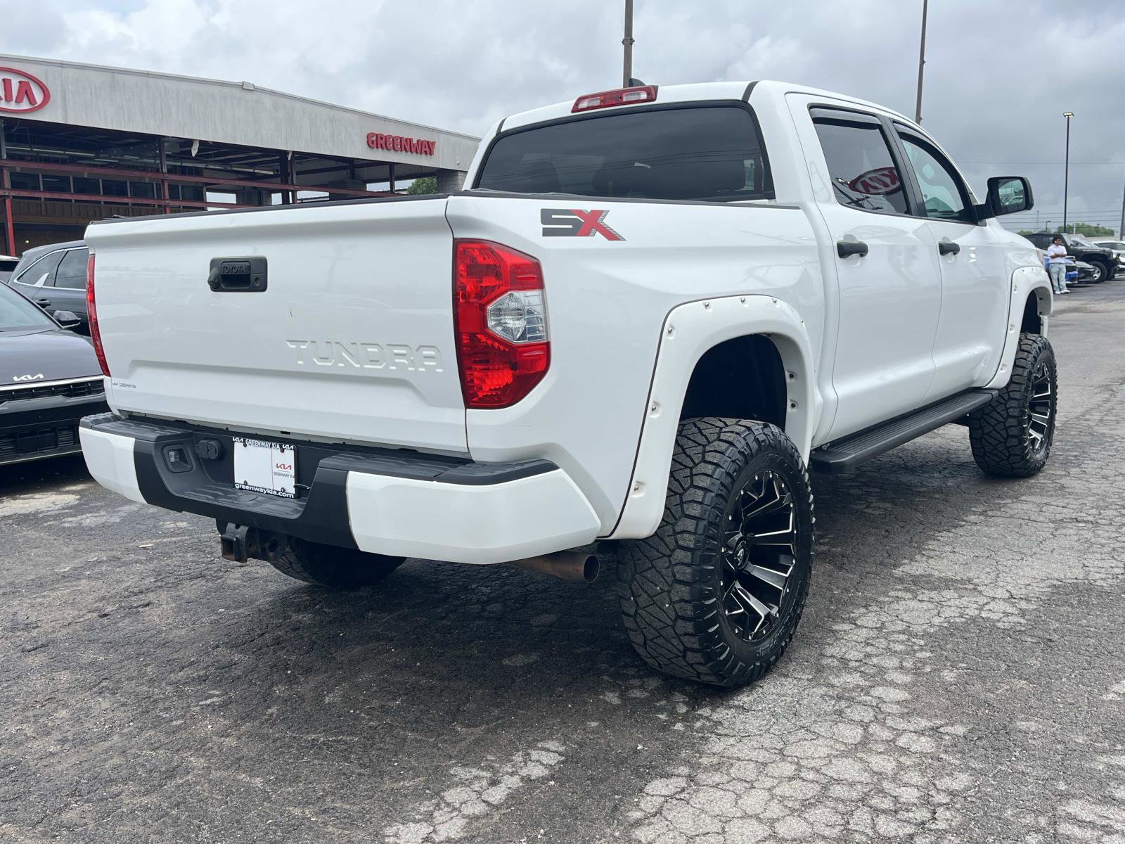 Used 2020 Toyota Tundra SR5 w/ SX Package AWD/4WD image 7