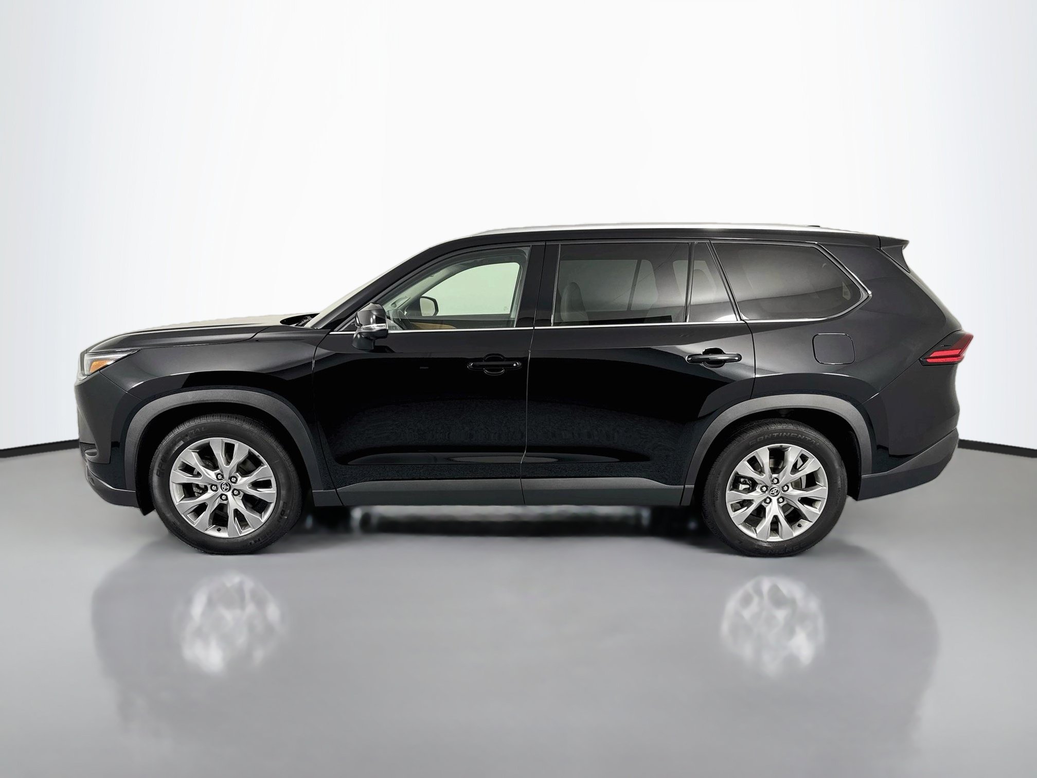 Used 2025 Toyota Grand Highlander AWD Hybrid image 8