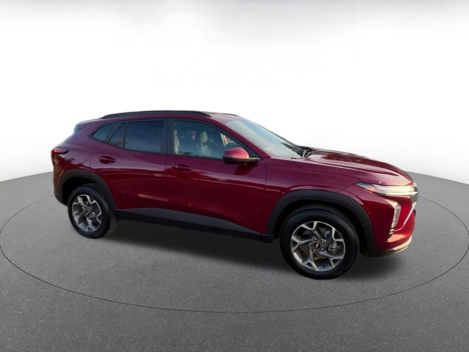 Used 2025 Chevrolet Trax LT w/ LT Convenience Package video 2