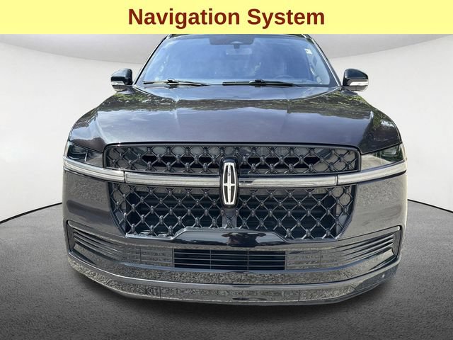 Used 2025 Lincoln Navigator L Black Label AWD/4WD image 4
