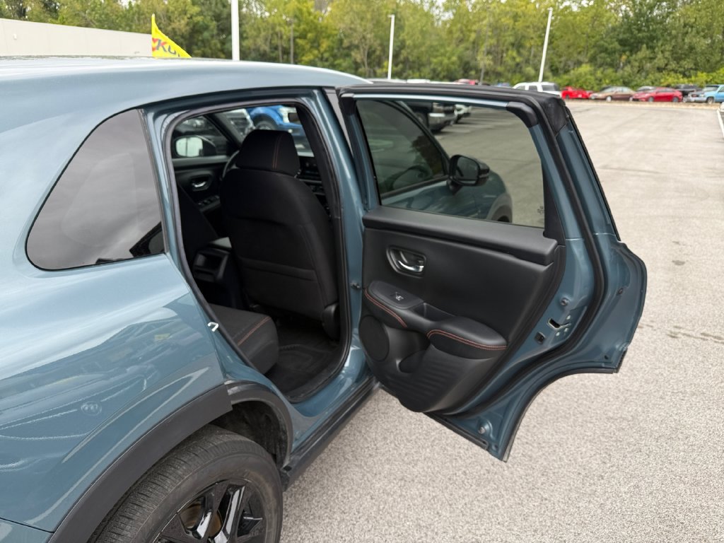 Used 2025 Honda HR-V Sport image 20
