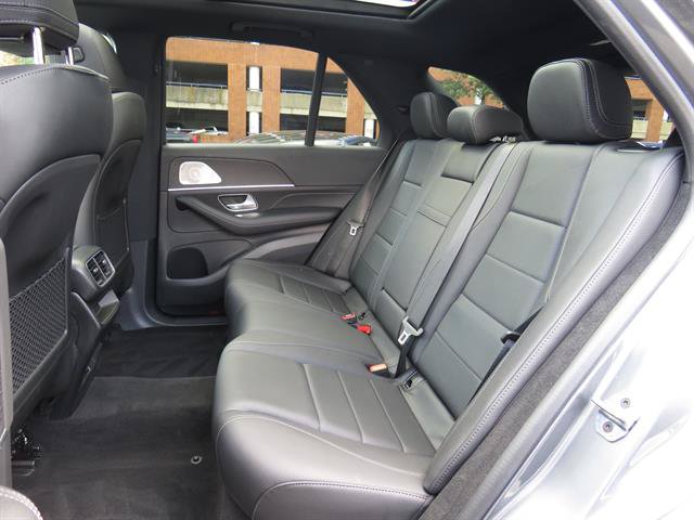 Used 2025 Mercedes-Benz GLE 450e 4MATIC w/ Driver Assistance Package image 22