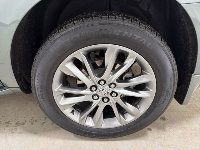 Used 2023 Buick Enclave Avenir w/ Avenir Technology Package image 8