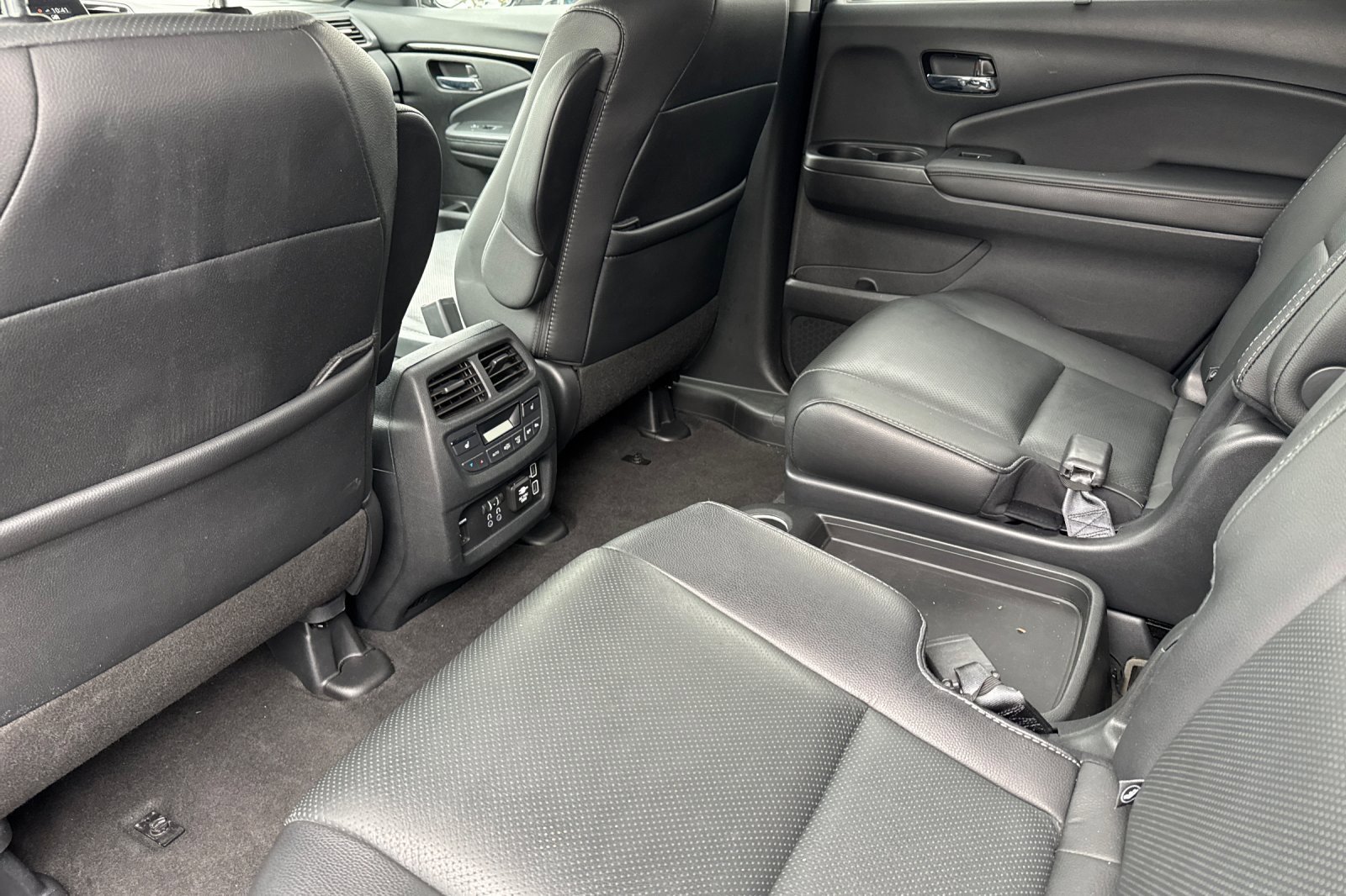 Used 2022 Honda Pilot Elite image 13