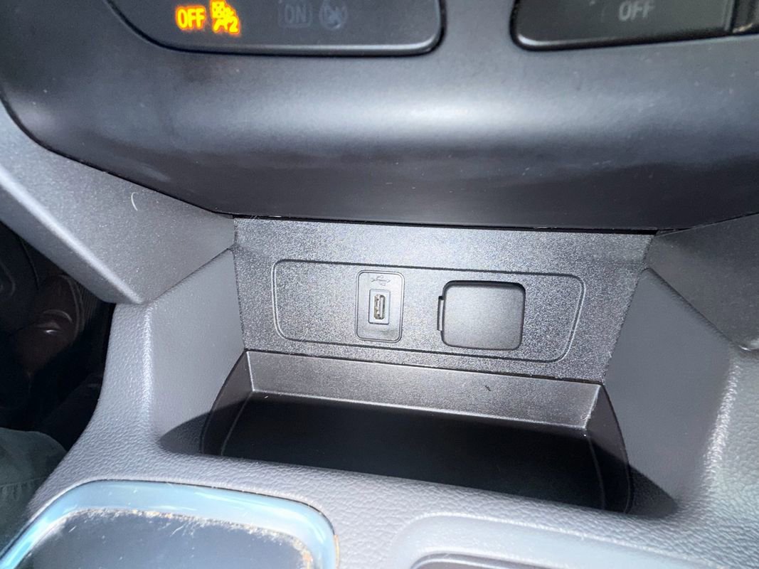 Used 2018 Ford Escape SE w/ SE Sync 3 Package image 48