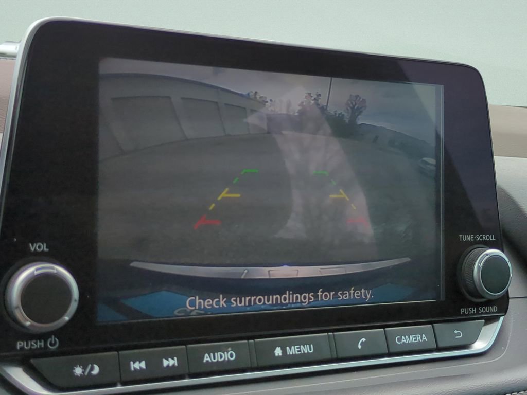 Certified 2023 Nissan Rogue SV image 17