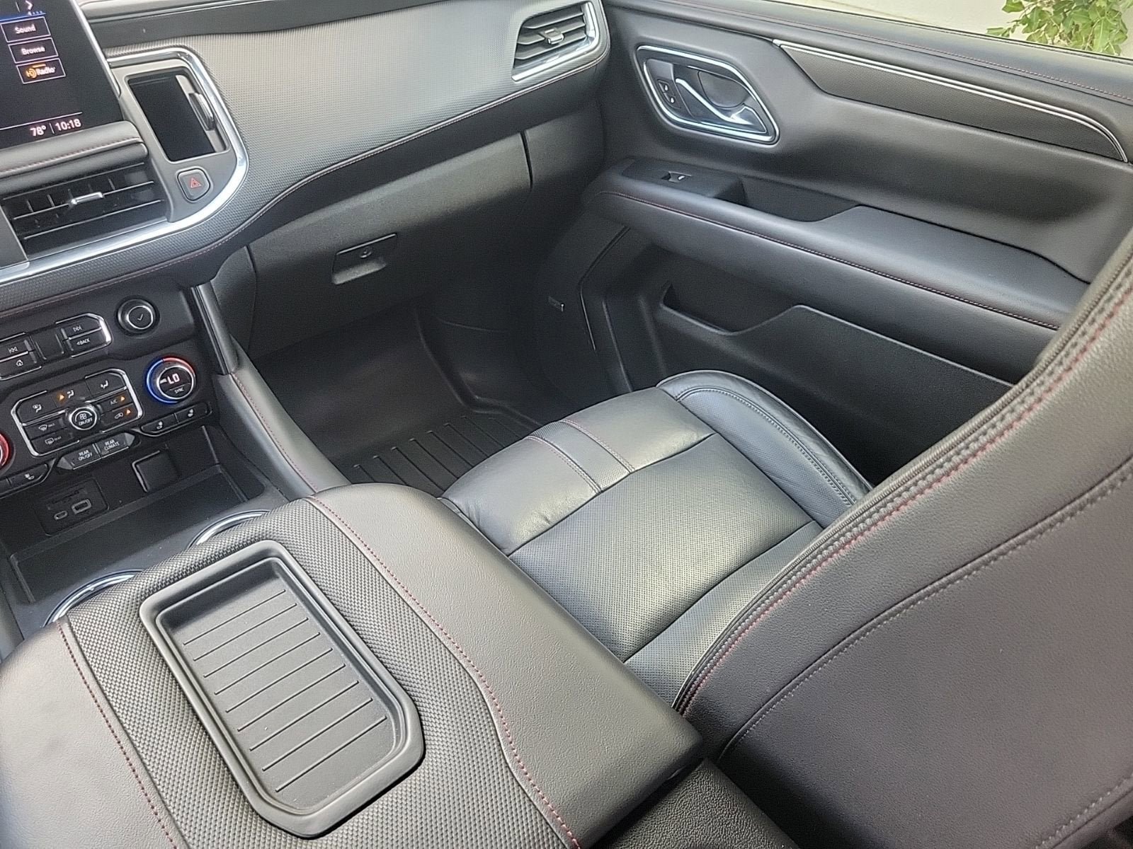Used 2021 Chevrolet Tahoe RST w/ Luxury Package image 18