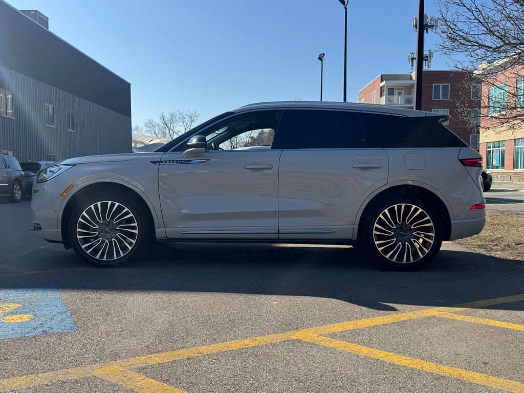 Used 2020 Lincoln Corsair Reserve w/ Equipment Group 201A AWD/4WD image 4
