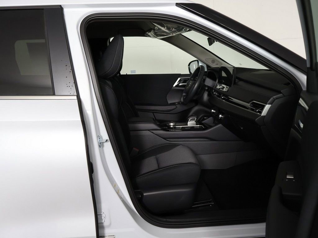 New 2026 Mitsubishi Outlander ES AWD/4WD image 30
