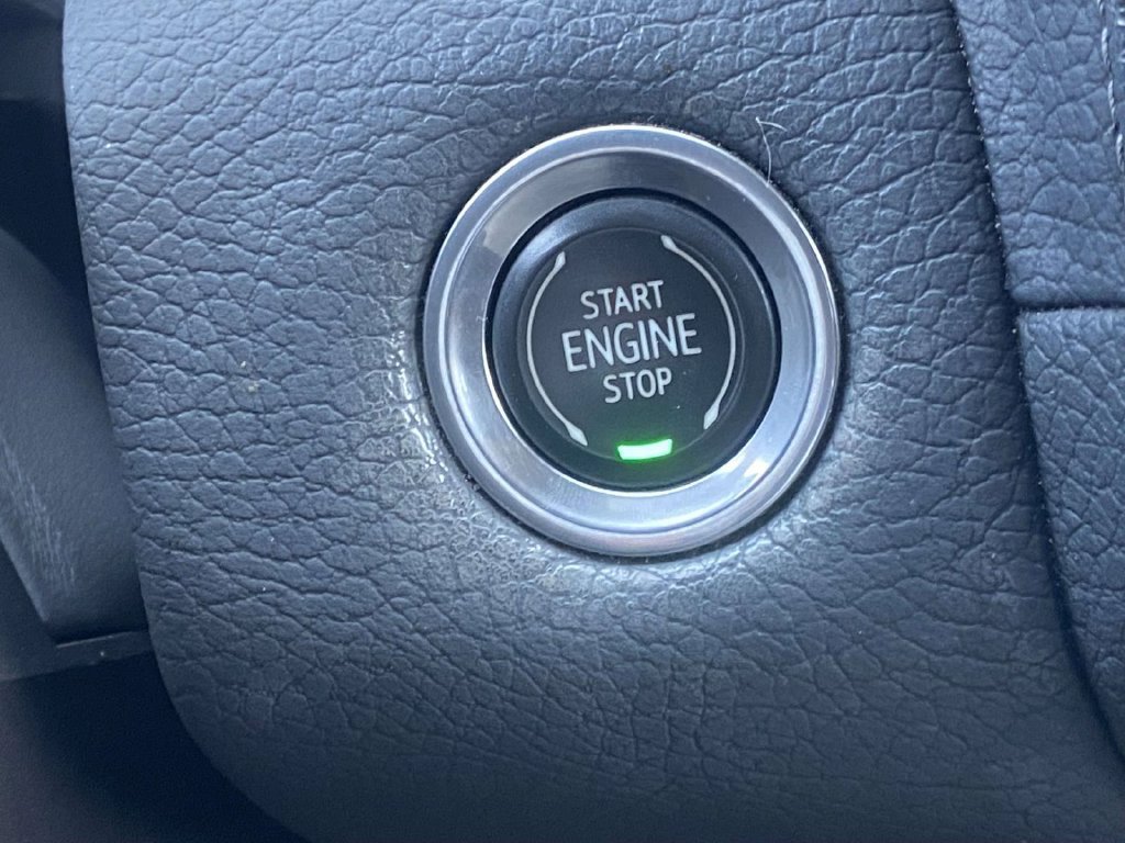Used 2021 GMC Yukon Denali w/ Denali Premium Package RWD image 31