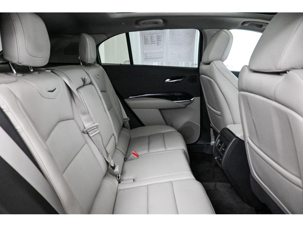 Certified 2022 Cadillac XT4 Premium Luxury w/ Enhanced Visibility Package AWD/4WD image 20