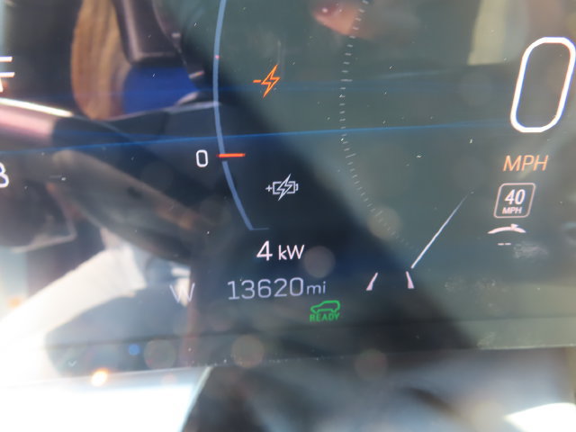 Certified 2024 Cadillac Lyriq Luxury AWD/4WD image 19