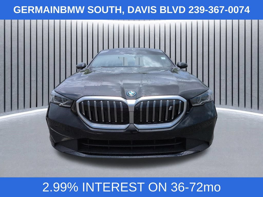 Used 2024 BMW i5 eDrive40i w/ Premium Package RWD image 10