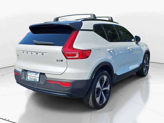 Used 2025 Volvo XC40 B5 Plus w/ Protection Package Premier AWD/4WD image 3