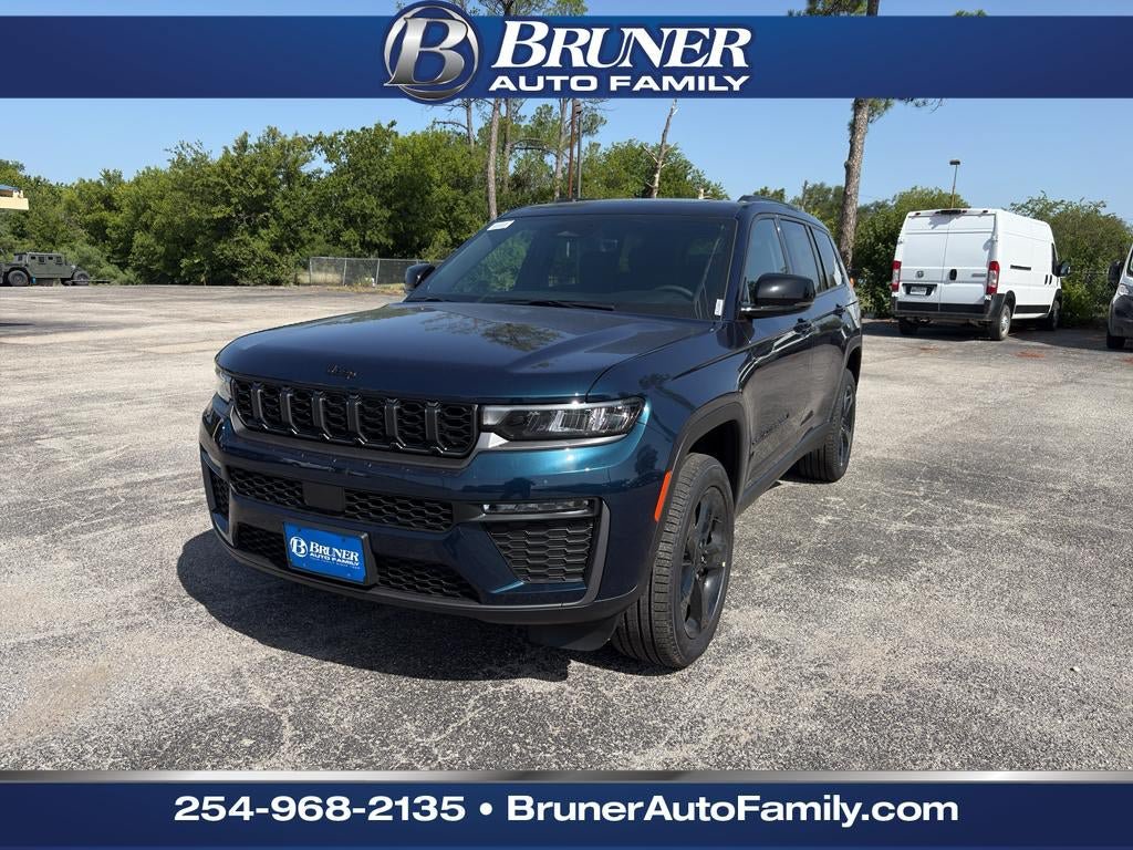 New 2026 Jeep Grand Cherokee L Limited w/ Limited Altitude Package