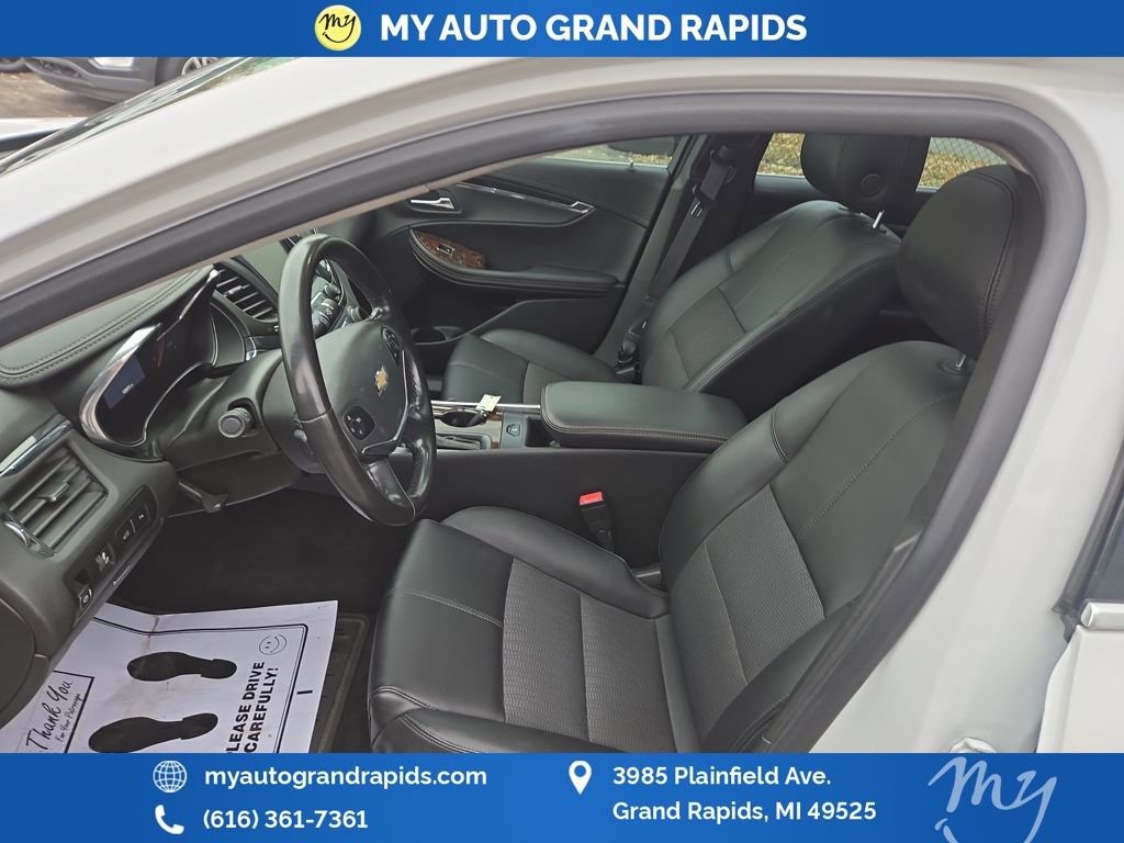 Used 2014 Chevrolet Impala LT w/ Convenience Package image 18