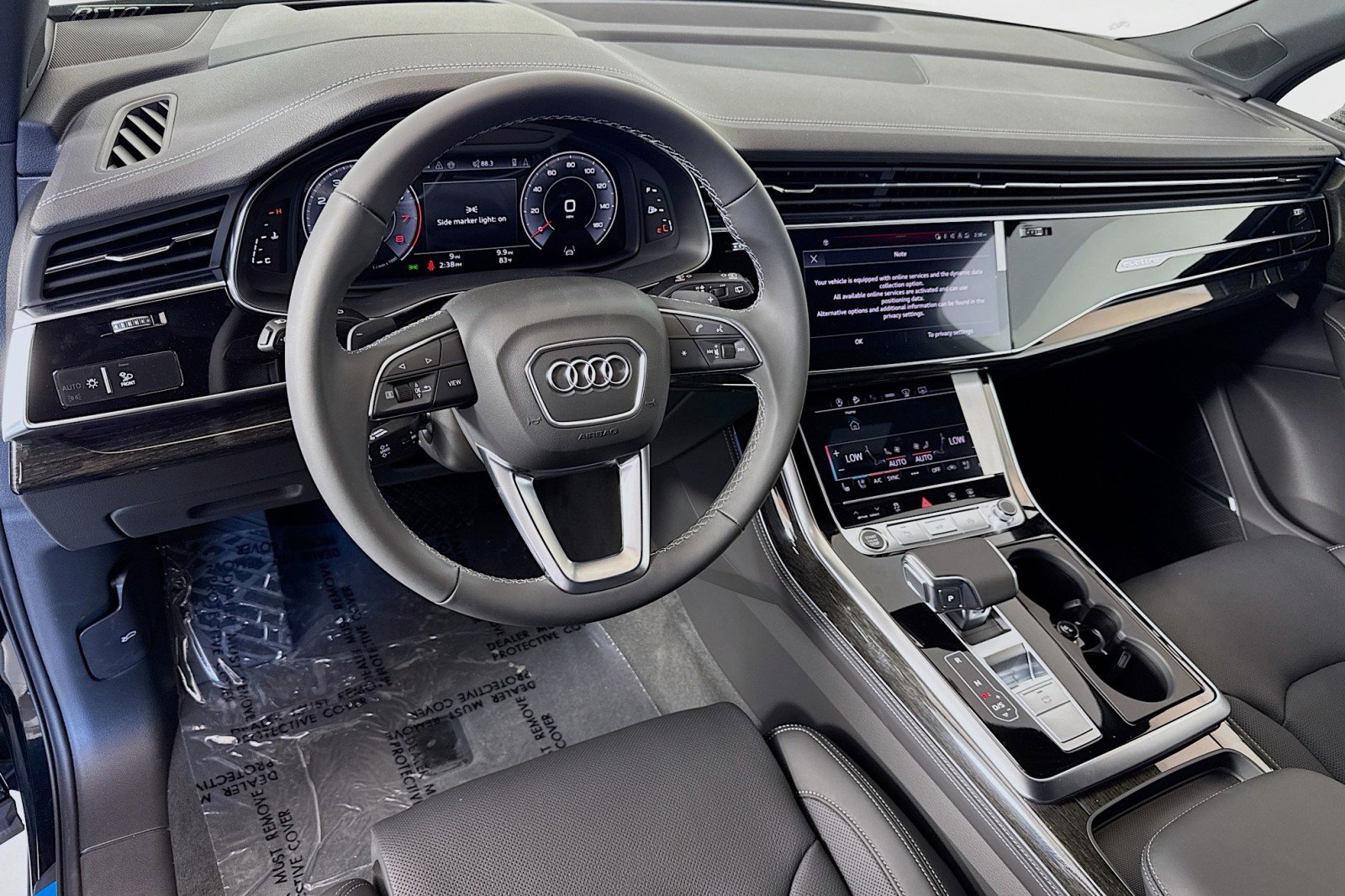 New 2025 Audi Q7 3.0T Prestige image 9