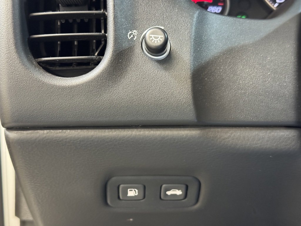 Used 2005 Chevrolet Corvette Base w/ Preferred Equipment Group image 21