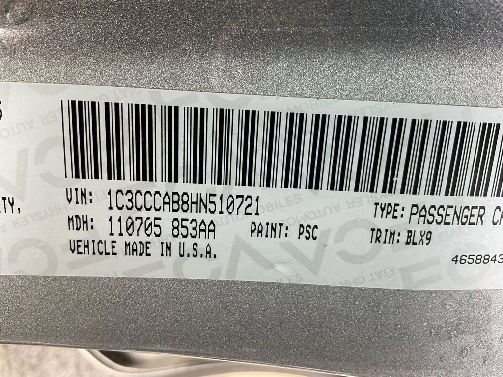 Used 2017 Chrysler 200 Limited Platinum image 39