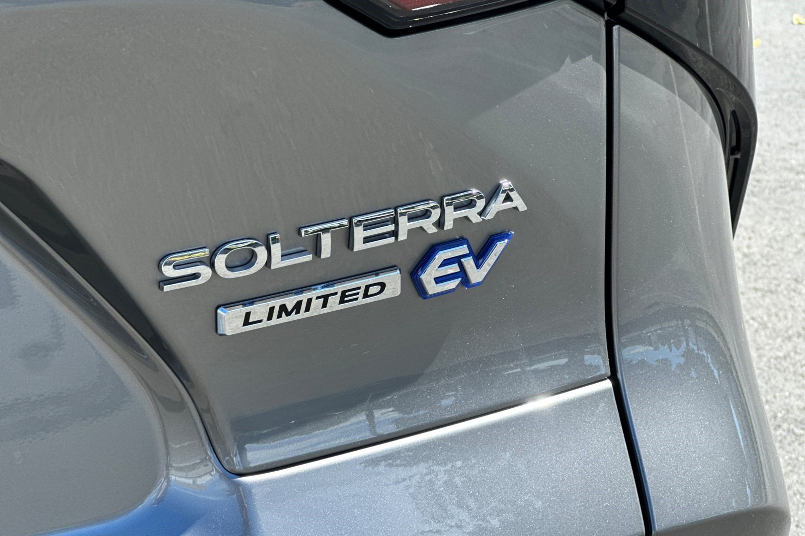 Used 2024 Subaru Solterra AWD/4WD image 39