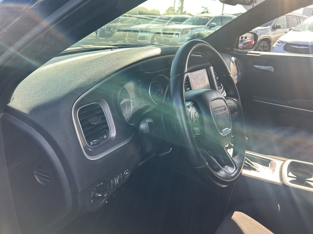 Used 2019 Dodge Charger GT RWD image 10