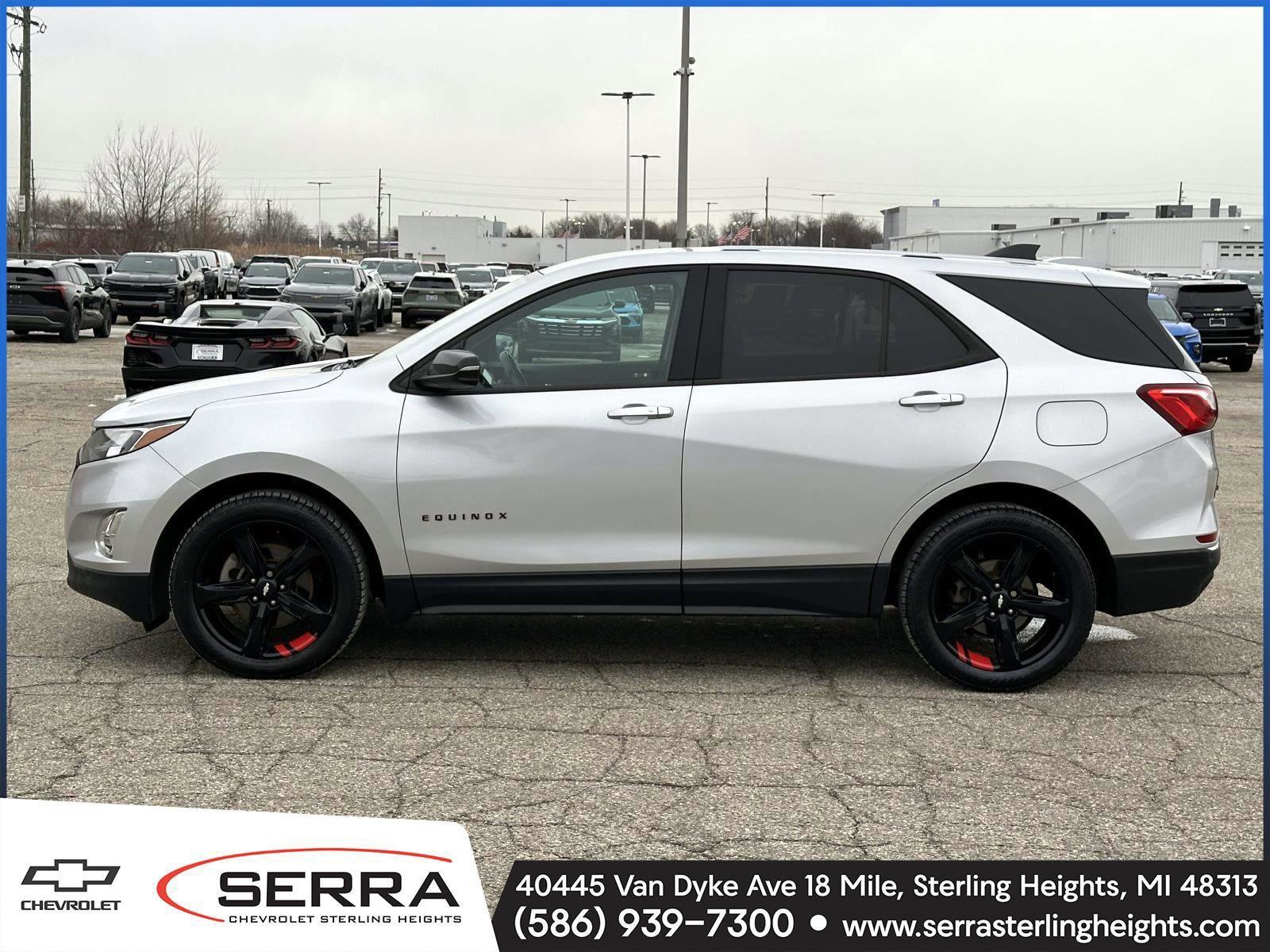 Used 2019 Chevrolet Equinox LT image 2