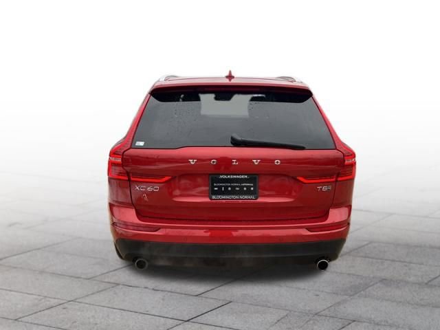 Used 2020 Volvo XC60 T8 Momentum image 5
