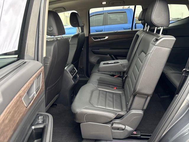 Used 2025 Volkswagen Atlas SEL image 23