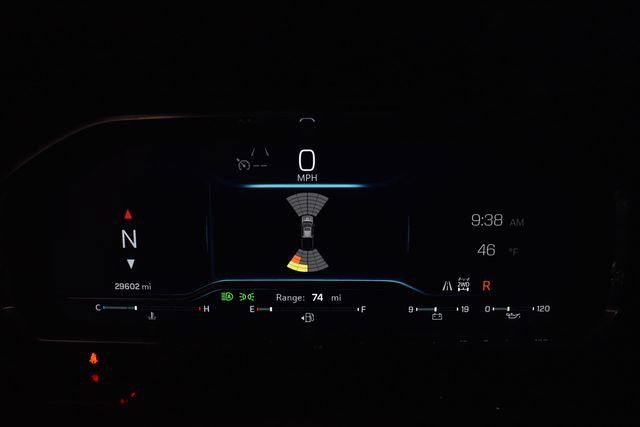 Used 2023 Chevrolet Silverado 1500 High Country w/ Technology Package image 33