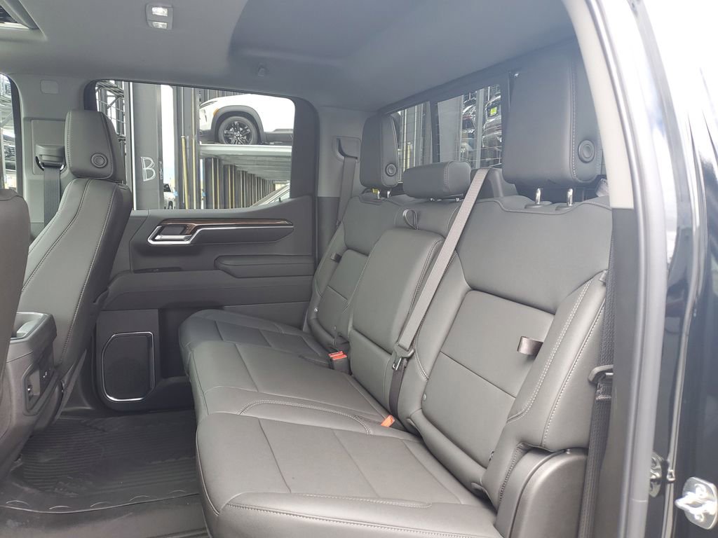 New 2026 Chevrolet Silverado 1500 LT Trail Boss w/ LT Trail Boss Premium Package AWD/4WD image 15