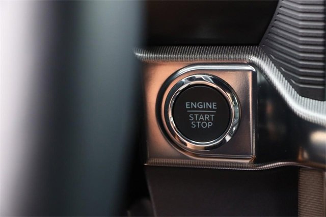 Used 2025 Ford F150 Platinum w/ Equipment Group 702A High image 15