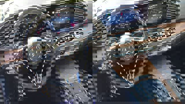 Certified 2025 Mercedes-Benz GLE 350 4MATIC image 26