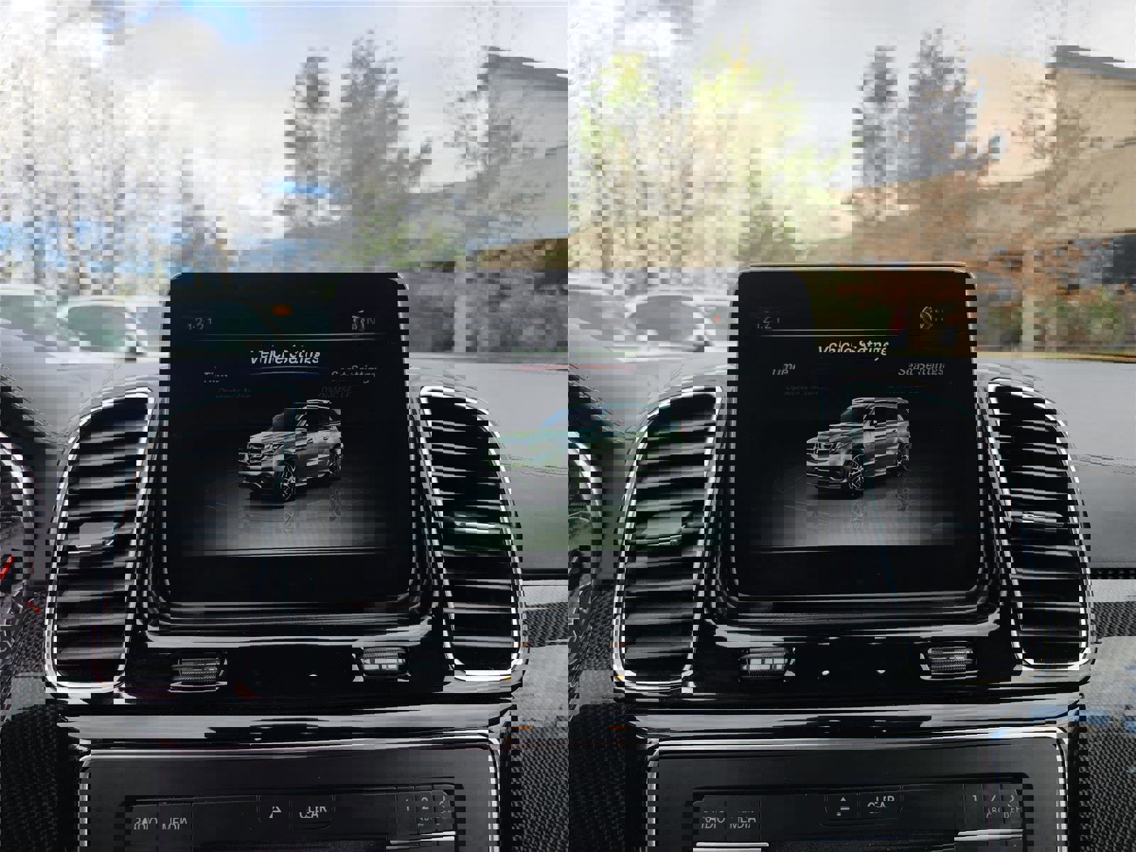 Used 2018 Mercedes-Benz GLS 63 AMG 4MATIC image 28